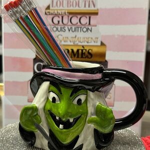 Unlisted Witch Mug with 5 bendable Colorful Pencils